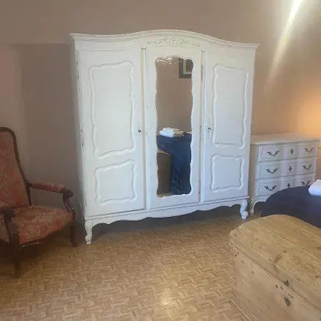 בית נופש Large French Nere